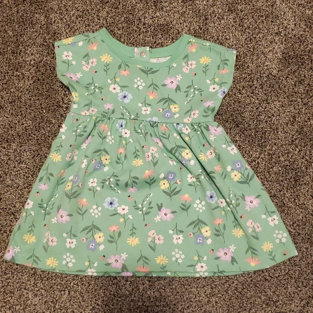 BUNDLE OF 4 DRESSES - Picture 6 of 14